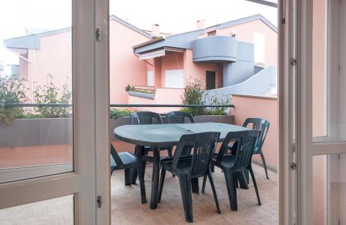 Marcelli Apartment | M126 - Marcelli, trilocale fronte mare in residence con piscina