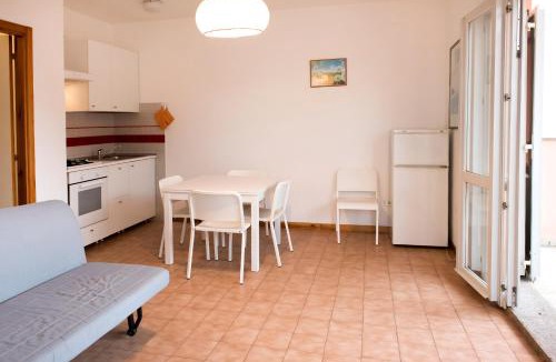 Marcelli Apartment | M126 - Marcelli, trilocale fronte mare in residence con piscina