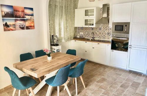 Porto Santo Stefano House | Maddy house - 50 mt dal mare