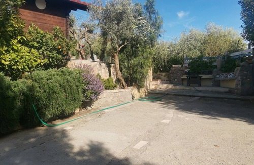 Fonte Blanda Cottage | Magnificent cottage surrounded by olive trees and aromatic plants.