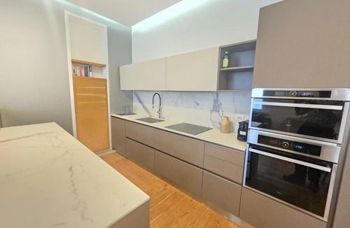 Magenta Apartment | Magenta 32 City Center