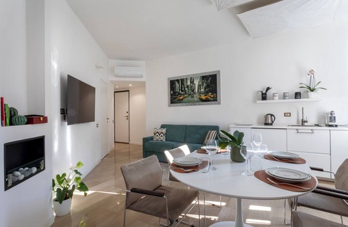 Milan Centre Apartment | Maggi Milano - Design retreat in Milan’s most desirable neighborhood.