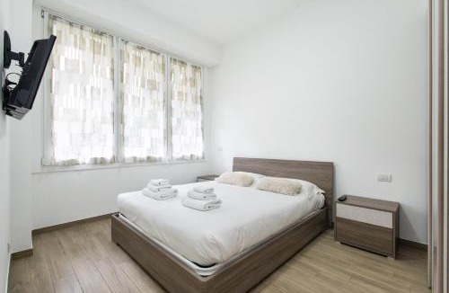 Tricolore Apartment | Magnolia Apartments - 18C Visconti Duomo