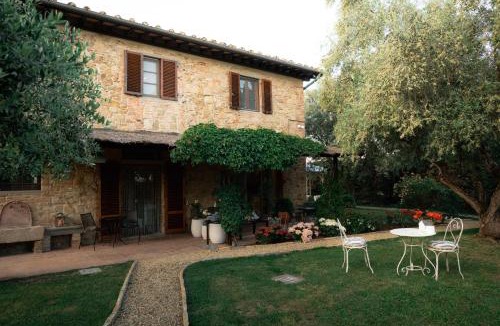 Vico d'Elsa Bed & Breakfast | Maison de Coco