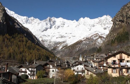 Courmayeur Apartment | Maison De Meuny