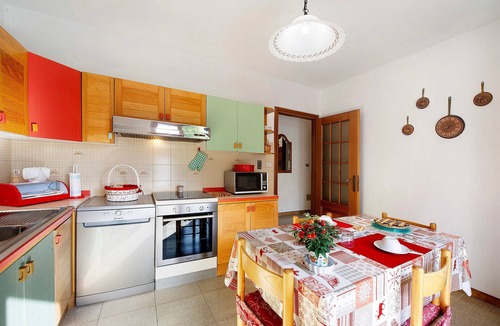 Issogne Apartment | Maison Lorent Apartment with Mountain View, Balcony and Wi-Fi