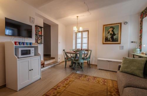 Neive House | Maison Orange - Dimora nelle Langhe
