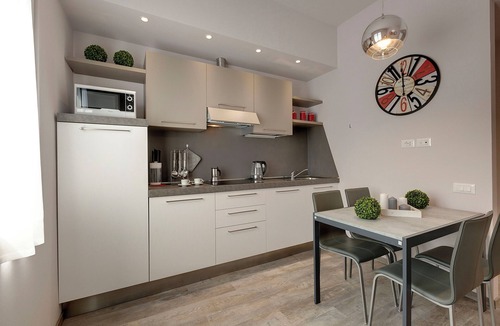 Santa Croce Apartment | Mamo Florence - Dante & Virgilio Apartments