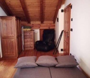 Chatillon Bed & Breakfast | Mansarda Chanoux CIR n 0027