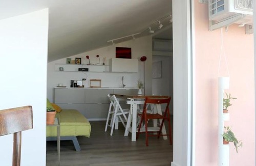 Porto Potenza Picena Apartment | mansarda fronte mare