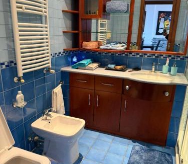 Fuorigrotta Apartment | Marebleuhouse