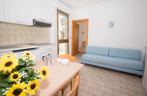 Principina a Mare Apartment | Mareblù' Apartment with Jacuzzi