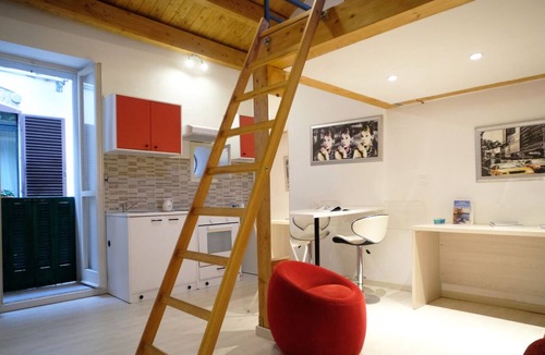 Lanciano Apartment | MareMonti - One Bedroom Apartment, Sleeps 2