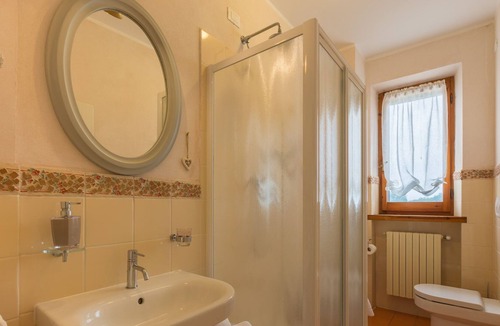 Mondavio Apartment | Margherita apartment in Agriturismo Villa Beatrice, 15 minutes from the beach