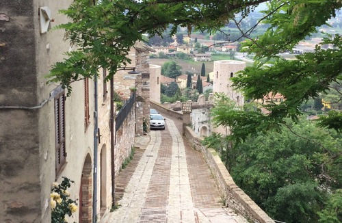 Spello Apartment | Mark Anthony - Hilltop Medieval Escape with Panoramic View