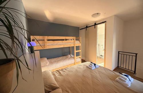 Castel San Vincenzo House | MarLee Lake Home