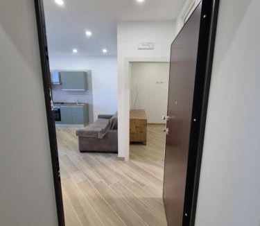 Minturno Apartment | Mary Lou Green Apartment