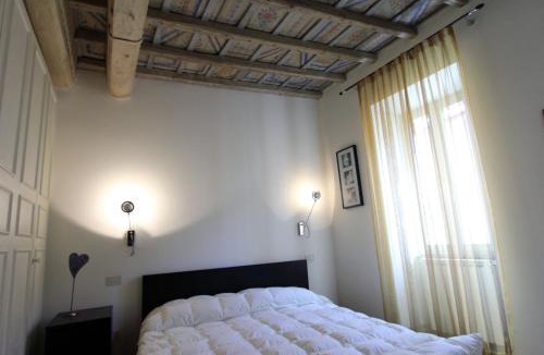 Rione XI Sant'Angelo Apartment | Mattei Flat