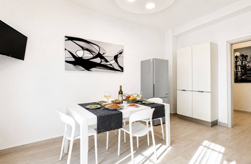 Caserta Apartment | MESA - Free WiFi, Free Parking, AC - Caserta