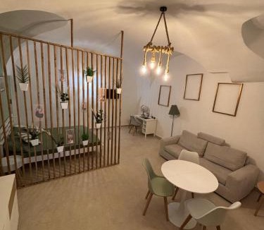 Bagnoli Apartment | Metro House