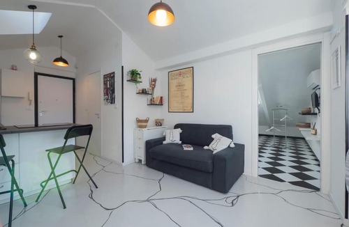 Quarto Cagnino Apartment | Milano San Siro sky view posto auto gratuito