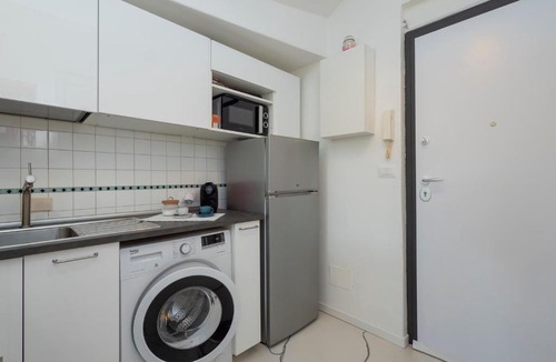 Quarto Cagnino Apartment | Milano San Siro sky view posto auto gratuito