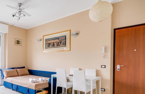 Milan Apartment | Milano Skyline Terrace & Comfort