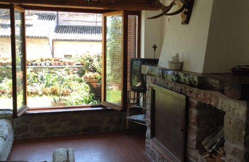 Spello House | MIMOSA HOUSE with panoramic garden in the historic center of Spello