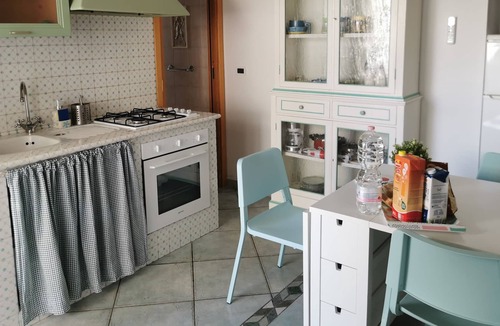 Montesilvano Apartment | Mini two-rooms apartment near the beach with parking space
