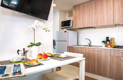 Le Rocchette House | Mobilhome im Ferienpark mit grosser Poolanlage