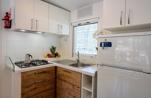 Le Rocchette House | Mobilhome im Ferienpark mit grosser Poolanlage