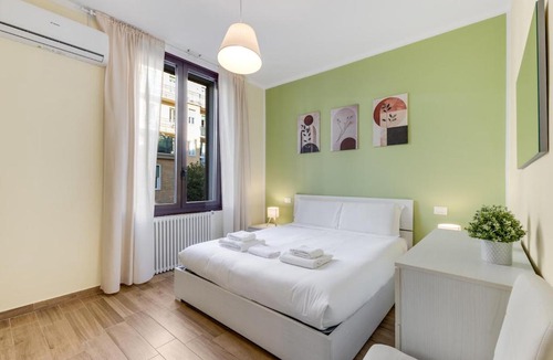 Milan Apartment | Modern apartment 10 min to Duomo, M3 Rogoredo