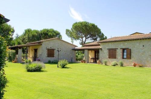 Marsciano House | Modern Holiday Home in Marsciano with Private Pool