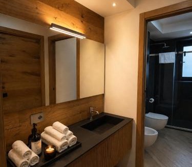 Oulx Apartment | Modern Mountain Apartment a Oulx con parcheggio