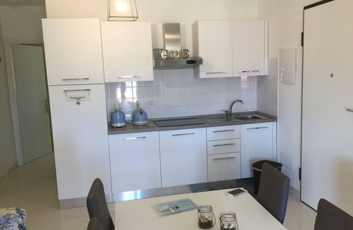 Scarlino Apartment | modern one bedroom apartment a few km from the sea
