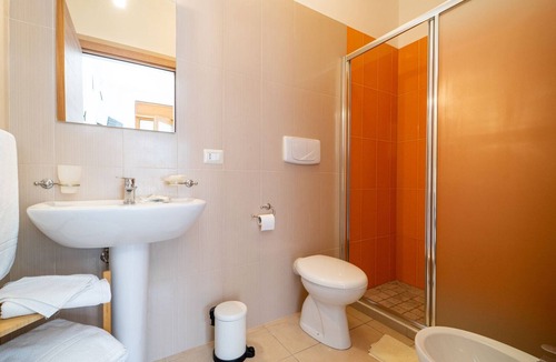 Strongoli Apartment | Modern suite 30 mt to the sea