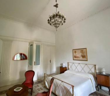 Murat Town Bed & Breakfast | Monfort Club B&B