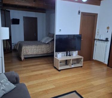 Giovi-Ponte Alla Chiassa Apartment | Monolocale di Kris