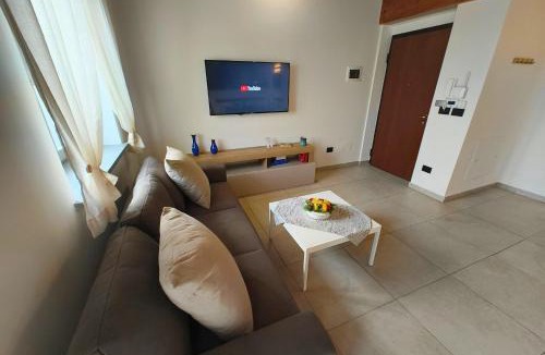 Chieri Apartment | Monviso view & garden, close to Turin