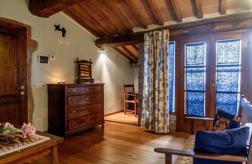 Torniella Apartment | Mora Selvatica – Deluxe Double Room with Valley-View Balcony and Bathtub