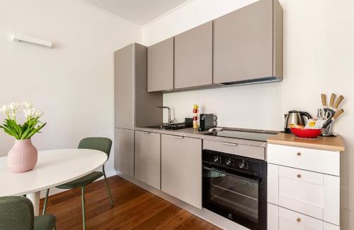 Porta Vittoria Apartment | Morosini 21 Elegant Apartment in Risorgimento District