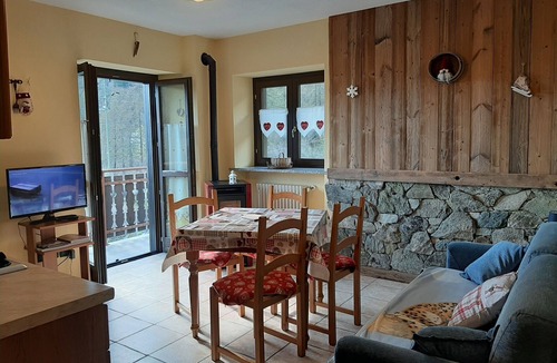 Bionaz Apartment | Mountain apartment, bright and panoramic