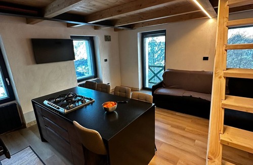 Valtournenche Cabin | Muranche loft S1, fined and elegant apartment with Jacuzzi