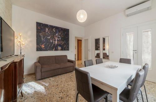 Vatican Apartment | Musei Vaticani & Cipro MM Apartment