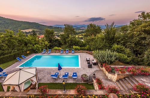 Ripoli Villa | My Rental Homes - Villa Monterchi with pool set in a wonderful panoramic position