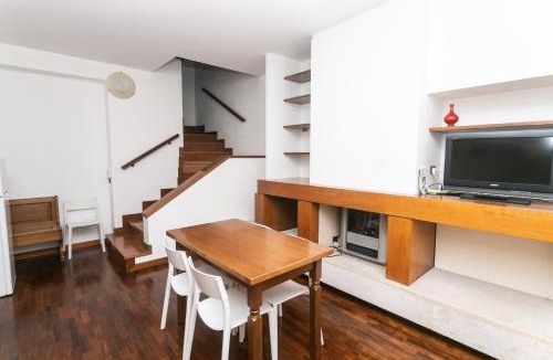 Numana Apartment | N039 - Numana, villa con giardino a due passi dal mare