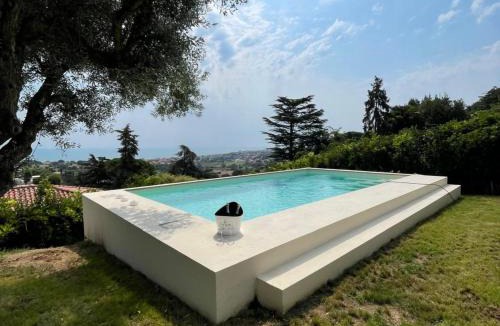 Villaggio Taunus Apartment | N324 - Numana, luminoso bilocale con piscina privata e giardino