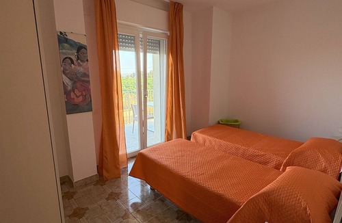 Pollutri Apartment | NANA'S HOUSE 1. Entire apartment surrounded by greenery and close to the sea