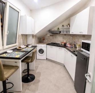 Naples Apartment | Naples Airport Central