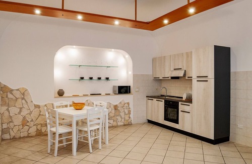 Licola House | Naro Suites and Rooms